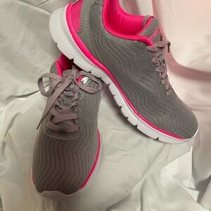 Women's Gray and Pink Athletic Shoes avia memory foam ladies size 8